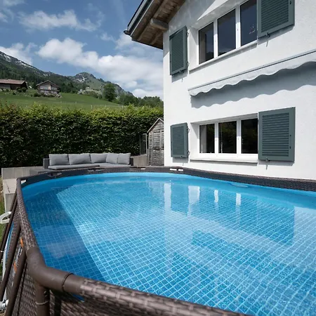 Homestay Haus Gmuer Obergeschoss - Mit Gemeinschaftsbereichen *