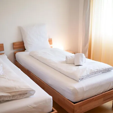 Haus Gmuer Obergeschoss - Mit Gemeinschaftsbereichen *